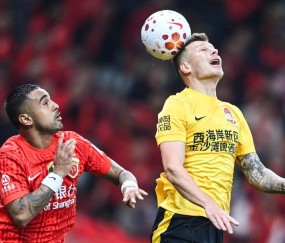 -5变-2!上海海港4:1青岛西海岸 武磊双响创纪录 产生3大意想不到