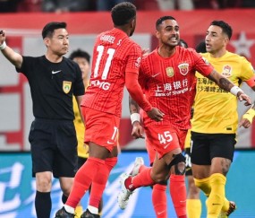 kaiyun-4-1！武磊梅开二度，中超卫冕冠军首胜，郑智又输了：遭遇两连败